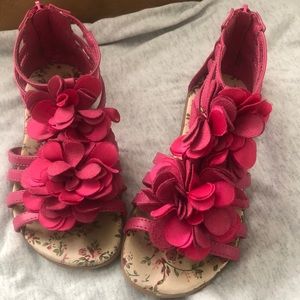 Girls pink sandals
